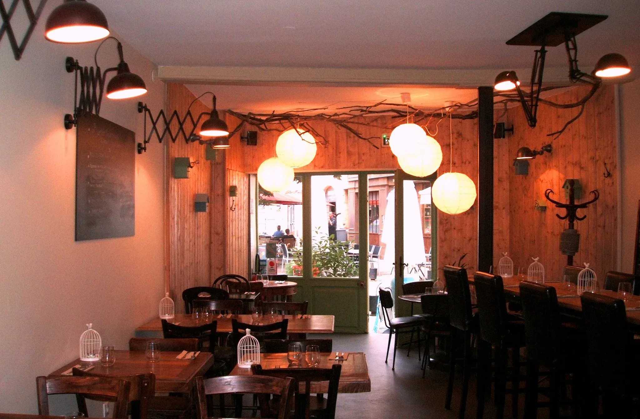 Salle du restaurant Treize Lucioles de Stéphane Cordelier à Lyon